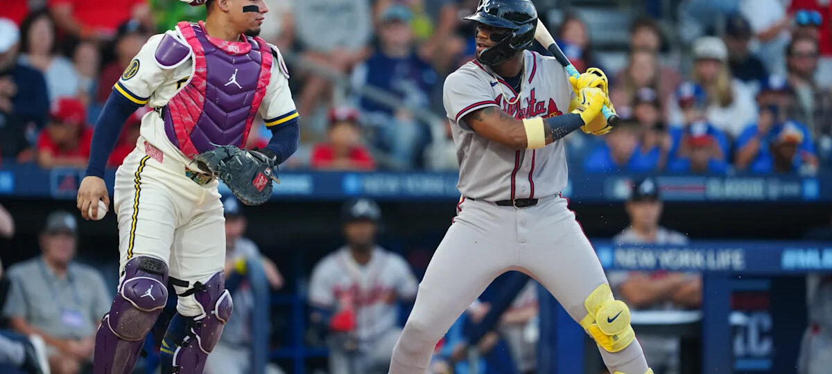 Braves avoid sweep in Little League Classic finale