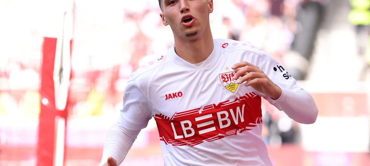 Galatasaray submit offer for Stuttgart duo