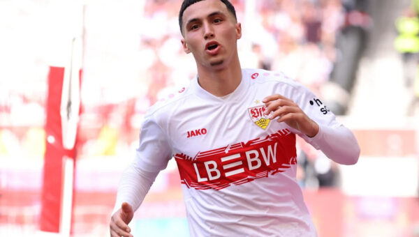 Galatasaray submit offer for Stuttgart duo
