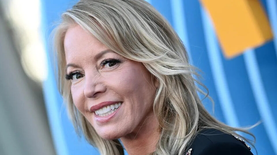 Jeanie Buss’ Is Contesting Siblings’ Attempts To Sell Lakers’ Share