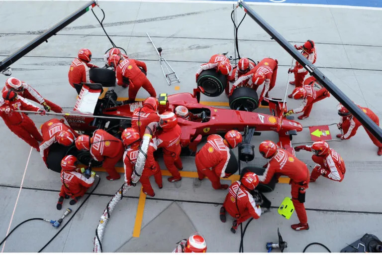 F1 Team Boss Recalls “Dangerous Images” in Push Back Against Refuelling Return