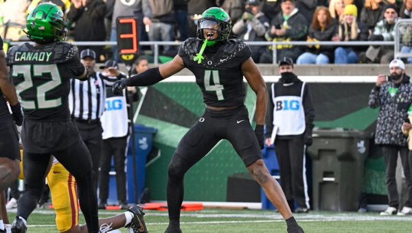 Trio of Oregon defenders added to Bronko Nagurski Award watch list