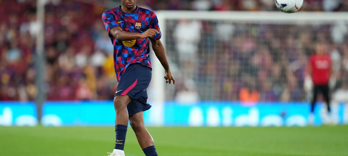 Barcelona defender faces a new, harsh reality at club as Flick sends clear message