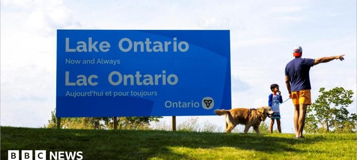 Canada installs large Lake Ontario sign in latest jab at US