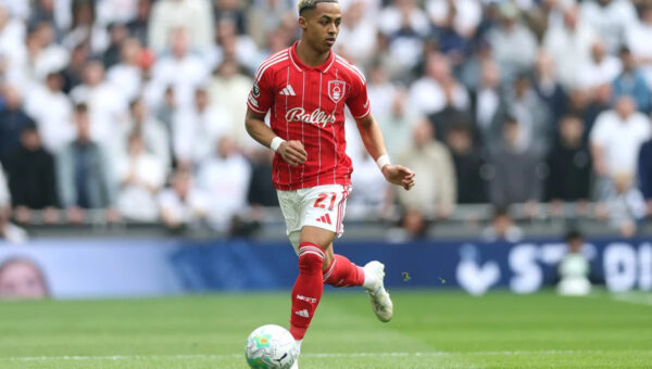 Report Hutchinson ready for Milan after verbal agreement with Nottingham Forest