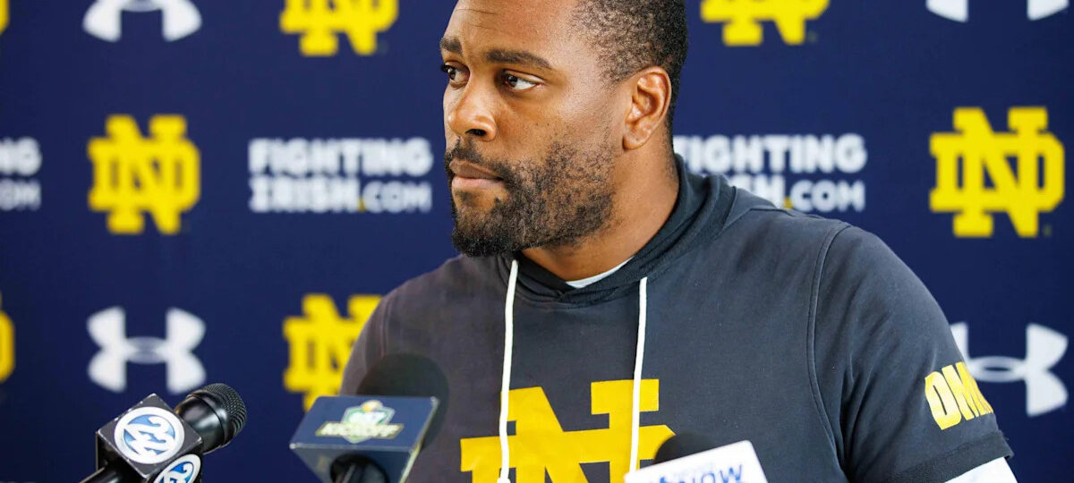 Why Jesse Minter made Mike Mickens one of his first Ravens hires
