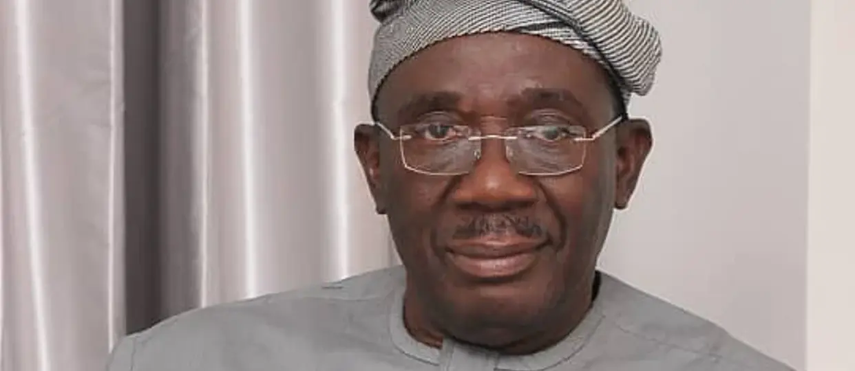 Osun Election: ‘Eliminate any Accord member you see’ — Sen Fadahunsi tells supporters [VIDEO]