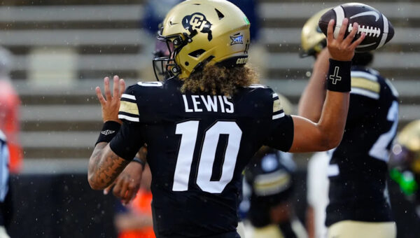 Julian Lewis named to Maxwell Award watch list ahead of the 2026 season