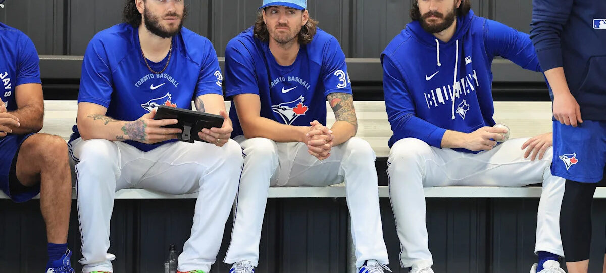 Blue Jays make trade, send 2-time All-Star to Cubs