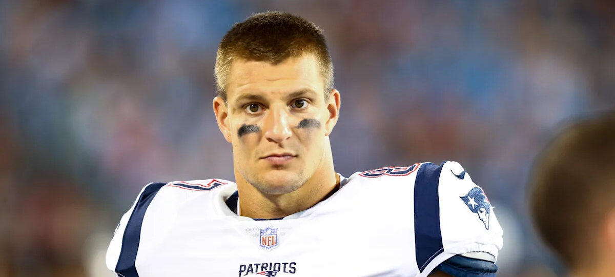 8 retired NFL star players making their Hall of Fame ballot debuts in 2027