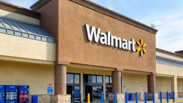 Walmart to finally start accepting Apple Pay and Google Pay