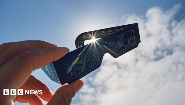 Eclipse chasers scramble for glasses as stocks run low