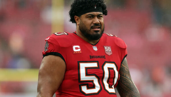 Buccaneers agree to one-year extension with 2-time Pro Bowl DT