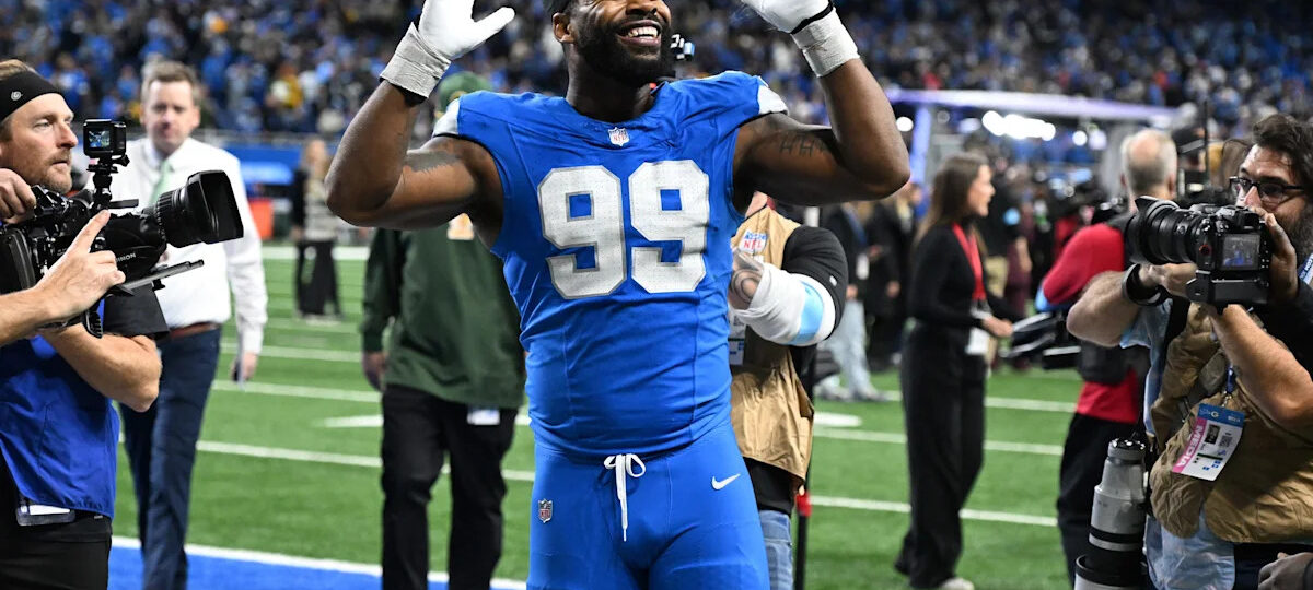 Former Detroit Lions DE works out for Browns