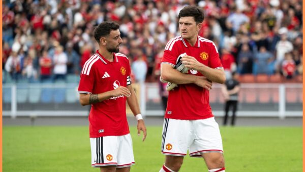 Three clubs tracking Manchester United star as “no agreement” on new deal yet, says BBC journalist