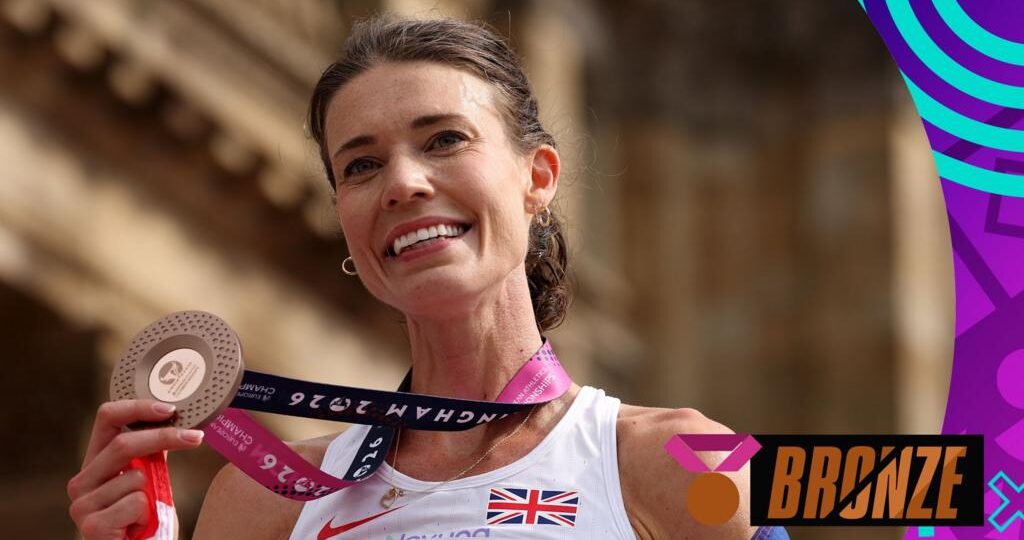 Bronze for Donnelly and team gold for GB in women's marathon