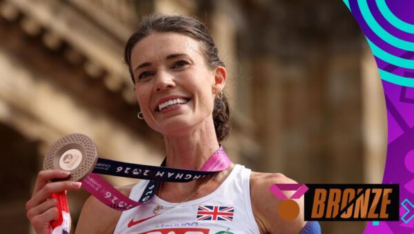 Bronze for Donnelly and team gold for GB in women’s marathon