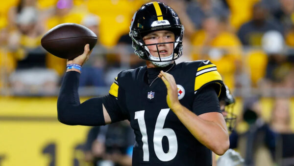 ‘Retire Aaron Rodgers’ – Fans react to Drew Allar’s debut in Steelers preseason win over Packers