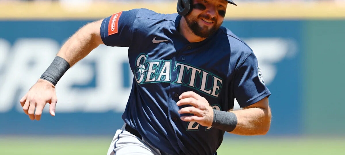 Struggling Seattle Mariners come to Milwaukee to face the Brewers