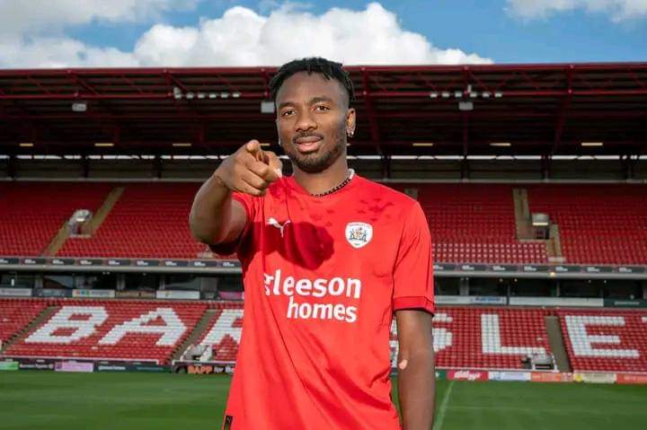 Transfer: Nwakali departs League one club Barnsley