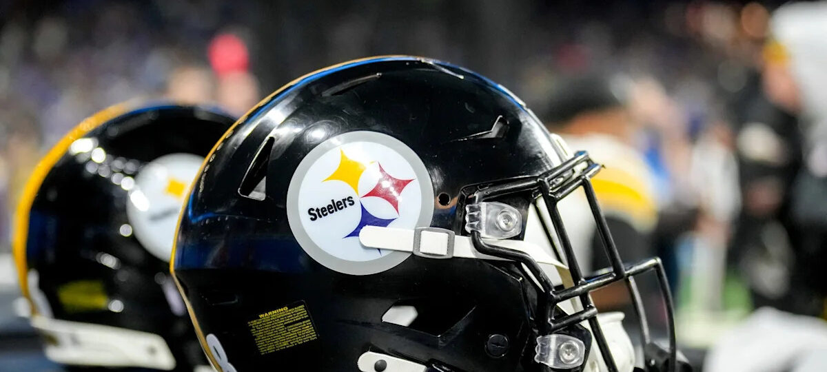 Steelers sign WR Jakobie Kenney-James