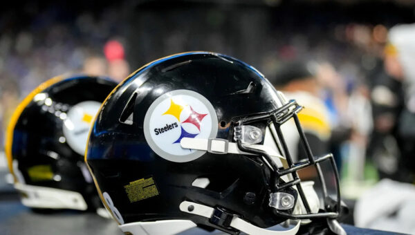 Steelers sign WR Jakobie Kenney-James