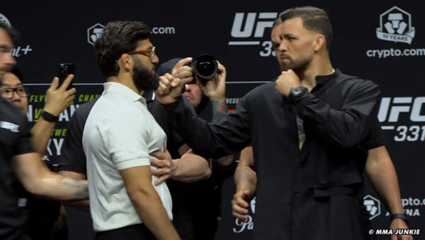 Mauricio Ruffy reveals agreement with UFC for title shot with Arman Tsarukyan win