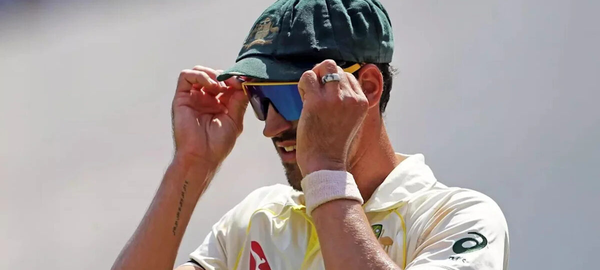 Mitchell Starc dethrones Jasprit Bumrah, becomes ICC No. 1 Test bowler for first time in his career