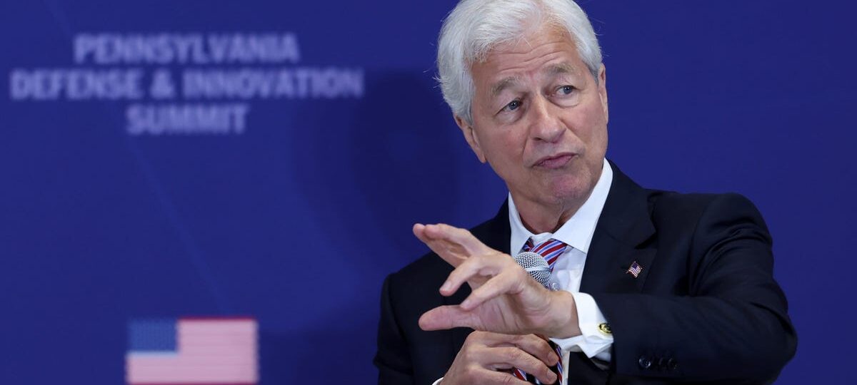 Jamie Dimon says one market risk could amplify market swings