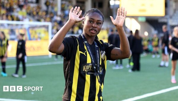 Man Utd agree terms to sign Swedish winger Jusu Bah