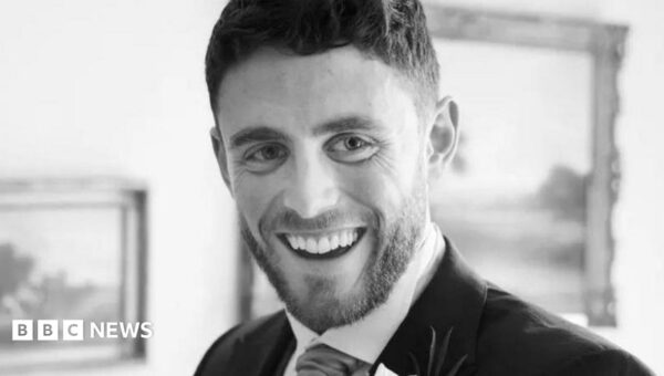 One million sign petition to keep PC Harper’s killers in jail