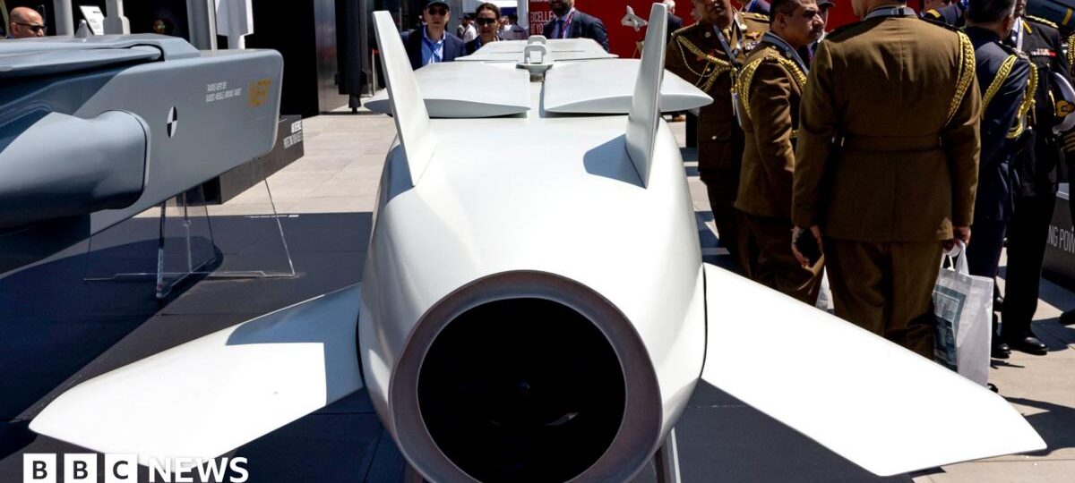 UK missiles offer may help Ukraine - but they are not what Zelensky needs most