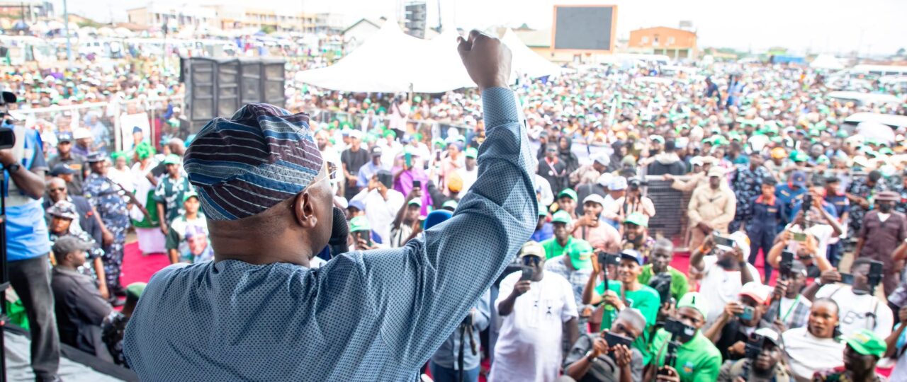 Osun Guber: Atiku, other party bigwigs storm Osogbo, pull mammoth crowd