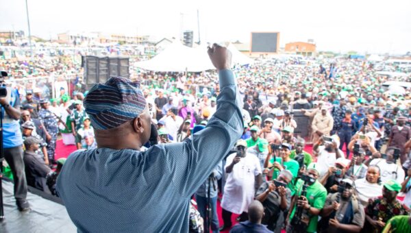 Osun Guber: Atiku, other party bigwigs storm Osogbo, pull mammoth crowd