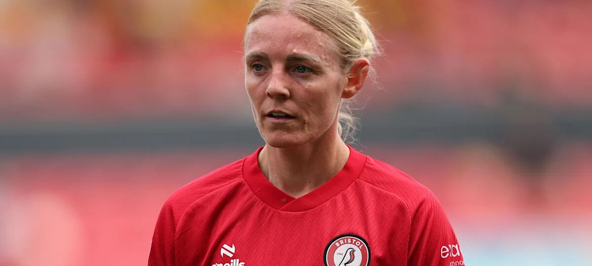 Role model Ingle signs new Bristol City deal