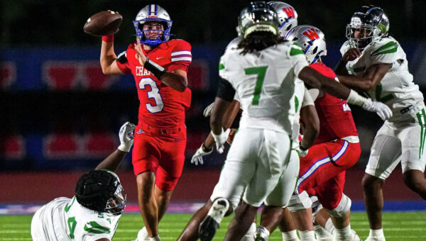 Westlake football-Inglewood takeaways: Chaps QB Patton Jones puts Texas vs Cali talk to rest