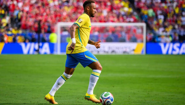 ‘That bum Neymar’ taunts rivals in heated scenes after Santos win
