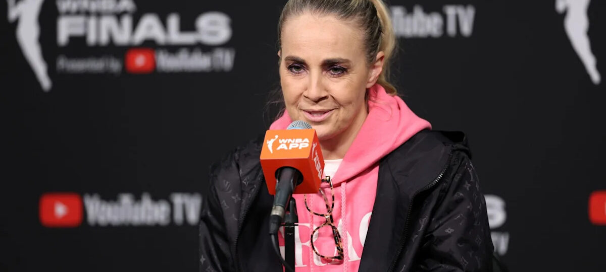 ‘She was ready’ – WNBA fans have a lot to say after Becky Hammon was ejected in Aces clash