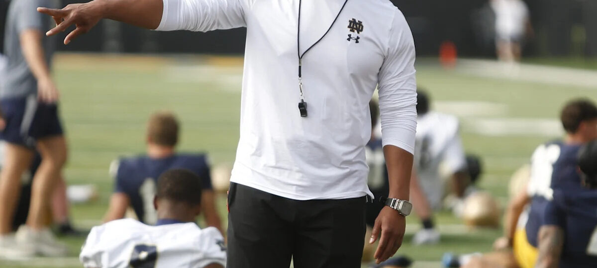 Notre Dame football preseason award watchlist tracker