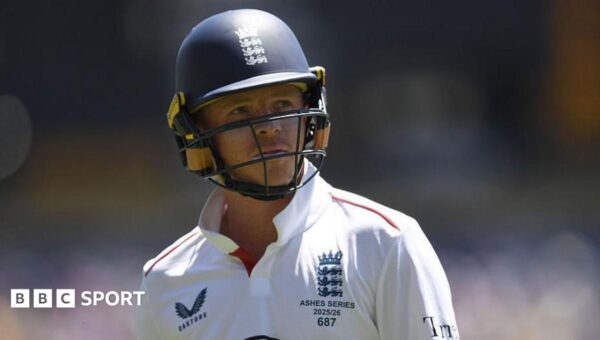 England recall Pope & Lawrence for Pakistan Tests but Bethell out