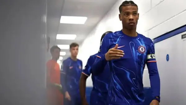 Transfer: Chelsea agree deal for Samuels-Smith