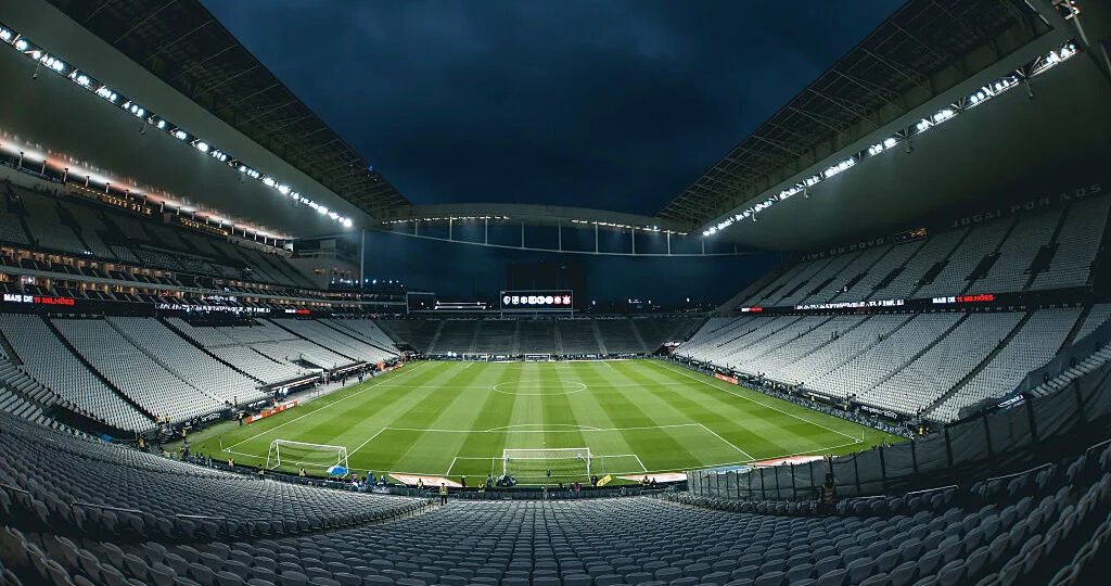Corinthians named to chase final Libertadores quarter-final spot