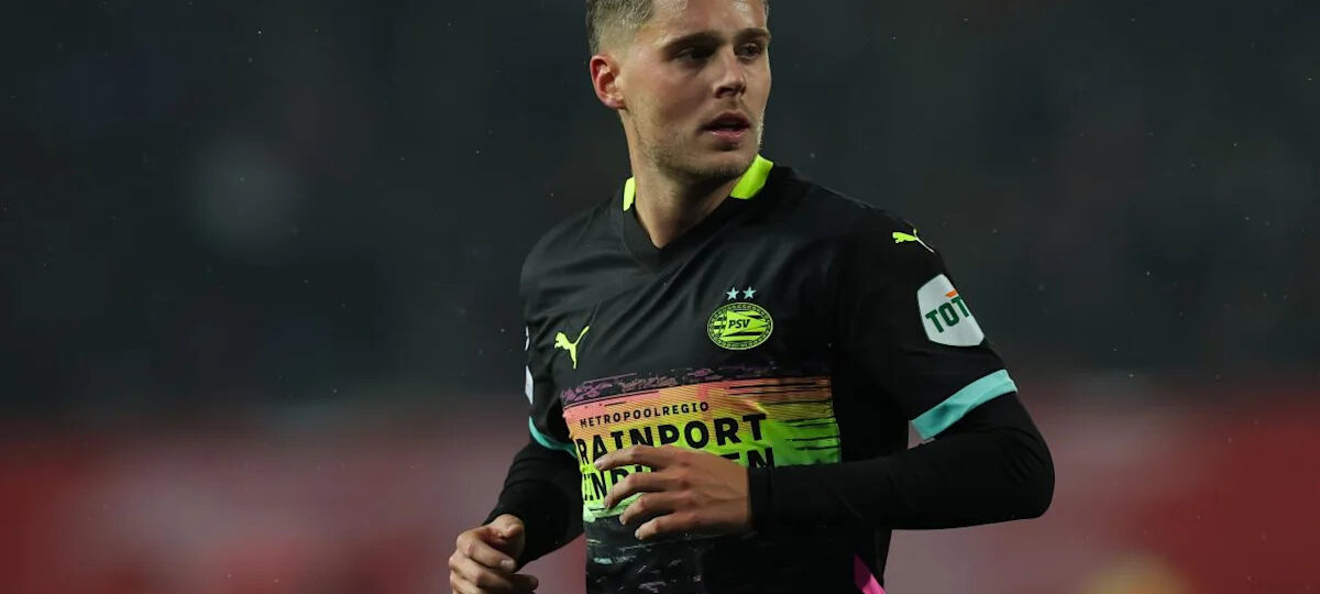 Borussia Dortmund confirm Veerman signing