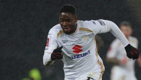 Ex-MK Dons winger Leko signs for Penybont