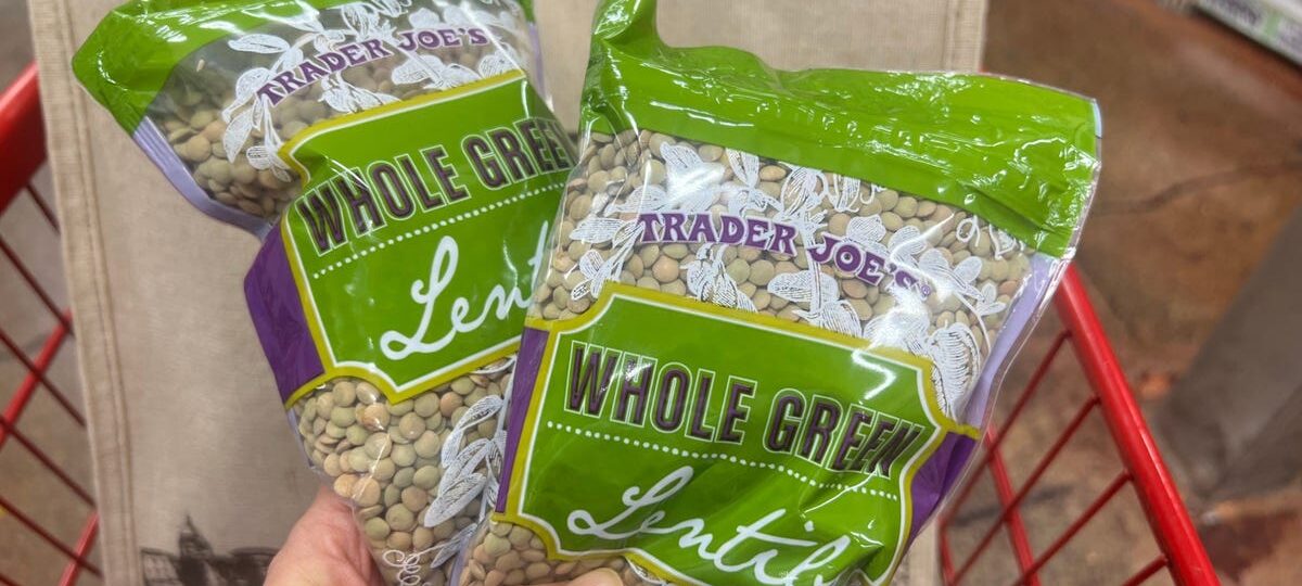 I'm a doctor who studies longevity. Here are 8 things I always put in my Trader Joe's cart — and 4 I never buy.