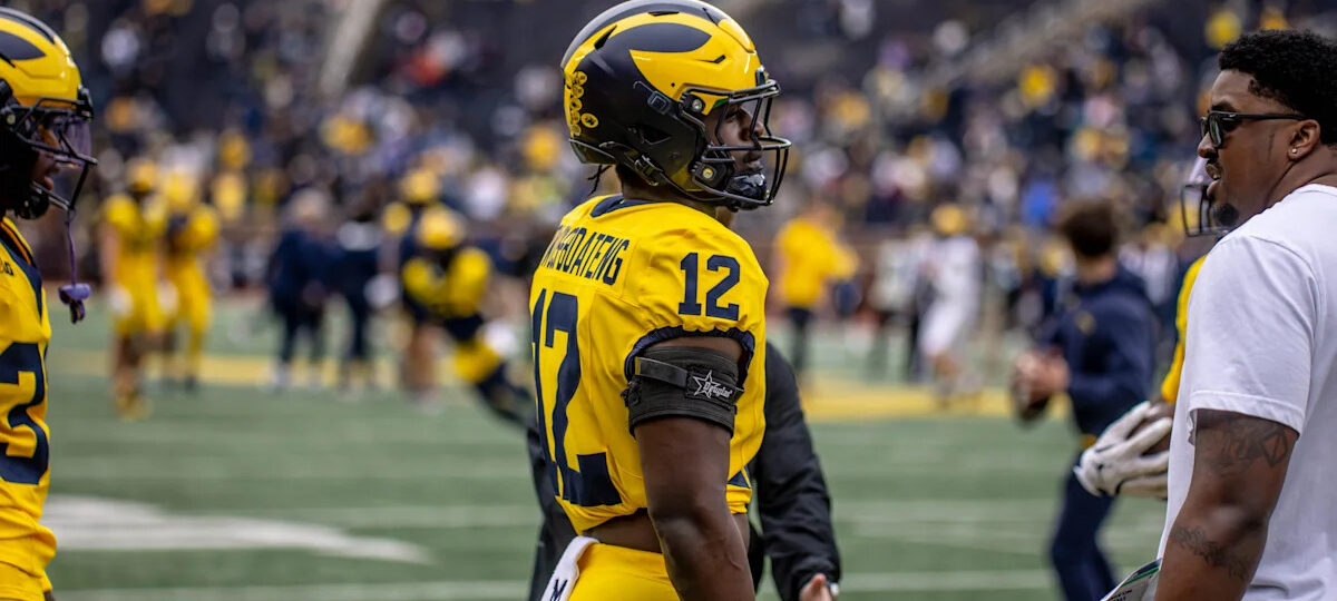 Jordan Marshall defends Michigan football linebackers from criticism