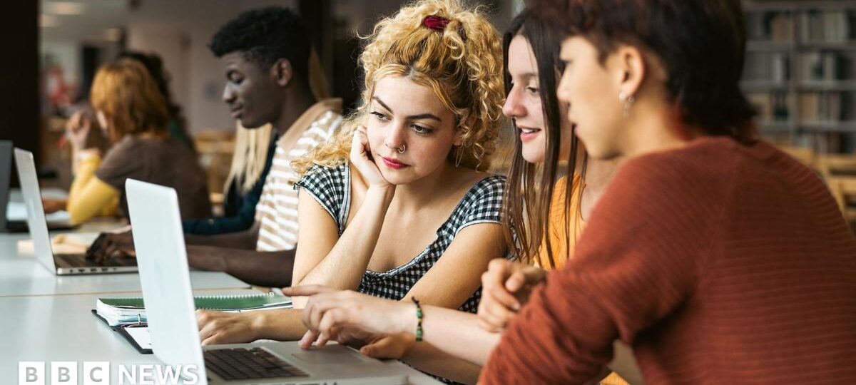 Student loan repayment rates an 'unsustainable burden', chancellor told