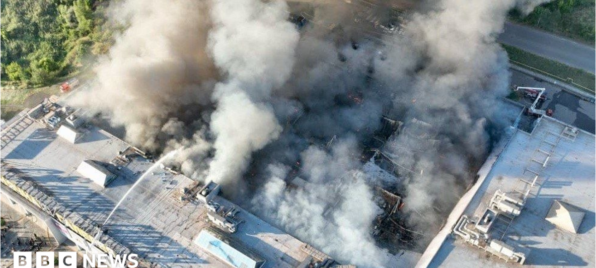 Russian double-tap drone strike kills 14 in Ukrainian mall, officials say