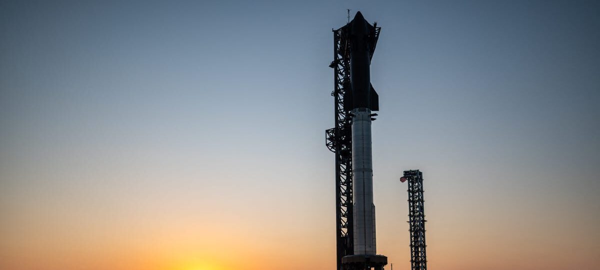 SpaceX's science fiction dreams come with an astronomical bill