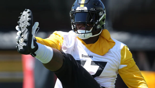 Broderick Jones answers pass-rush criticism with huge bounce back